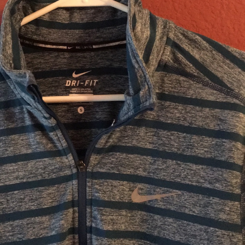 Mens Nike DRI FIT Long Sleeve Shirt